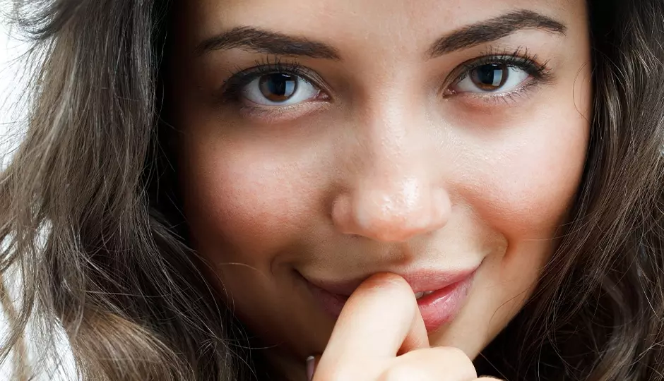 5 Common Causes of Eyebrow Loss